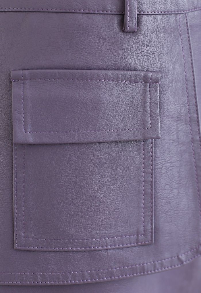Saia de bolso com textura de couro falso em lilás