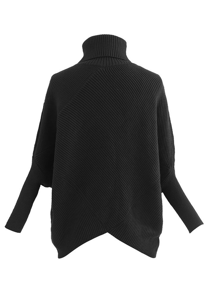 Suéter de malha assimétrica manga morcego gola alta em preto