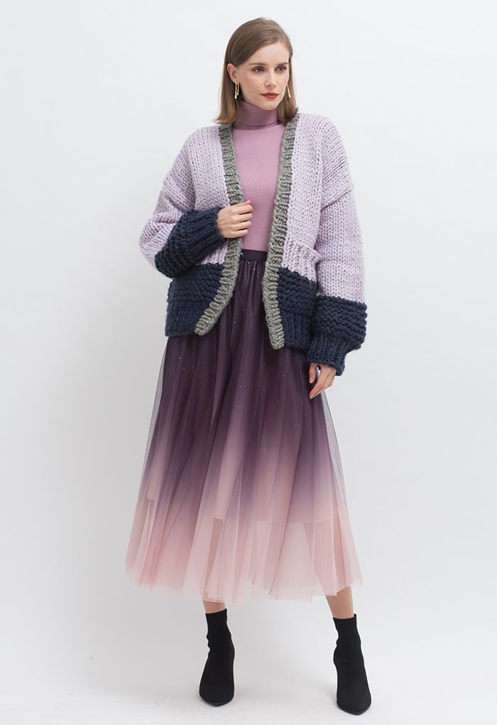 Cardigan tricotado à mão com cores bloqueadas em violeta