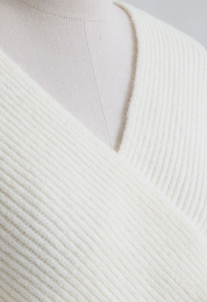 Suéter de tricô com nervuras cruzado em marfim