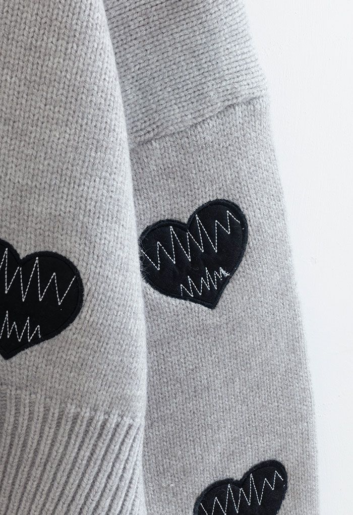 Suéter de malha com decote em V Heartbeat Patch em cinza
