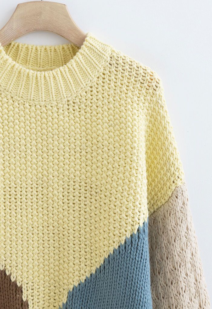 Suéter tricotado à mão Color Block em amarelo