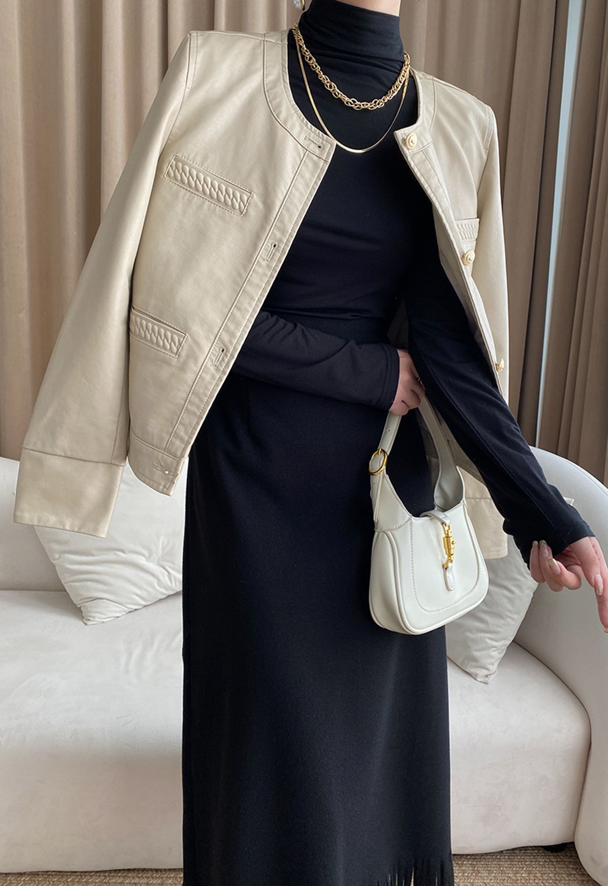 Jaqueta de couro sintético com acabamento de bolso welt em marfim