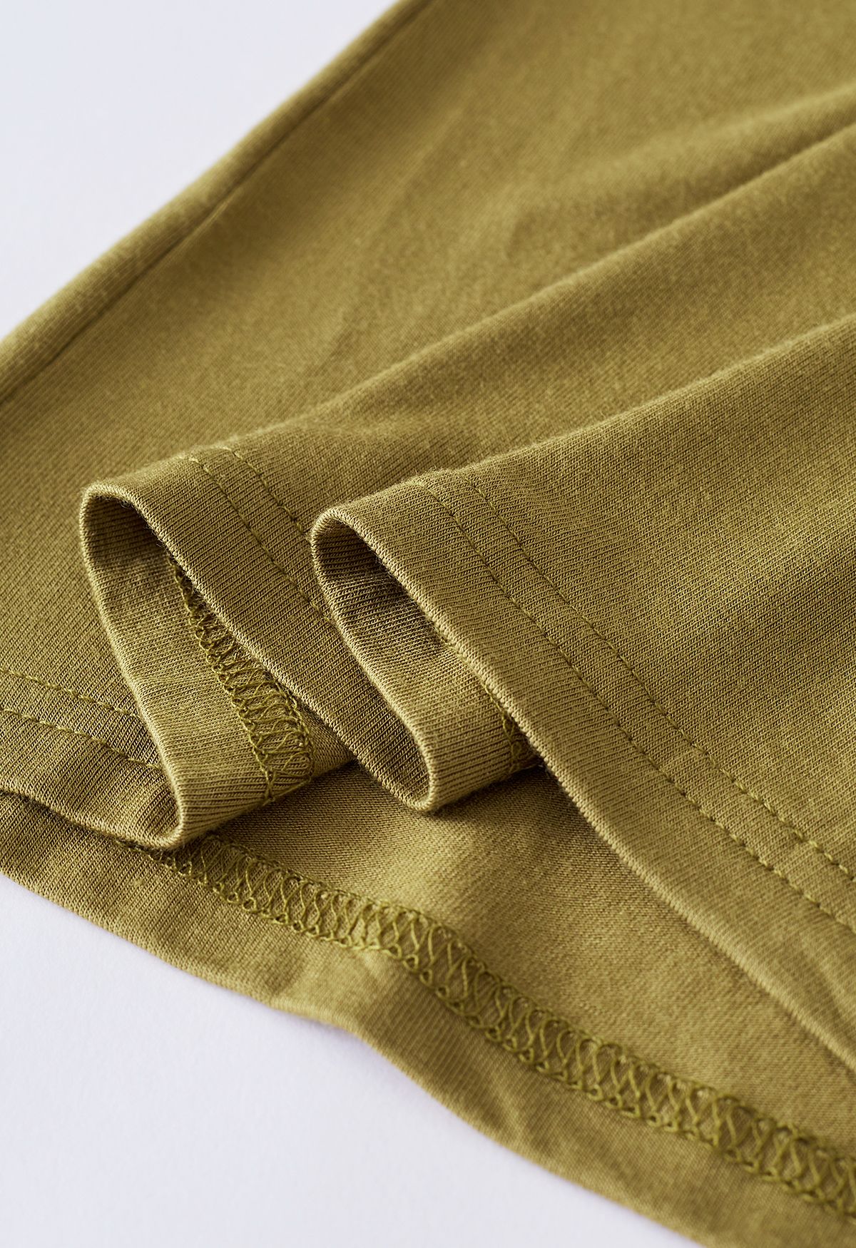 Blusa de mangas compridas franzida em verde-oliva