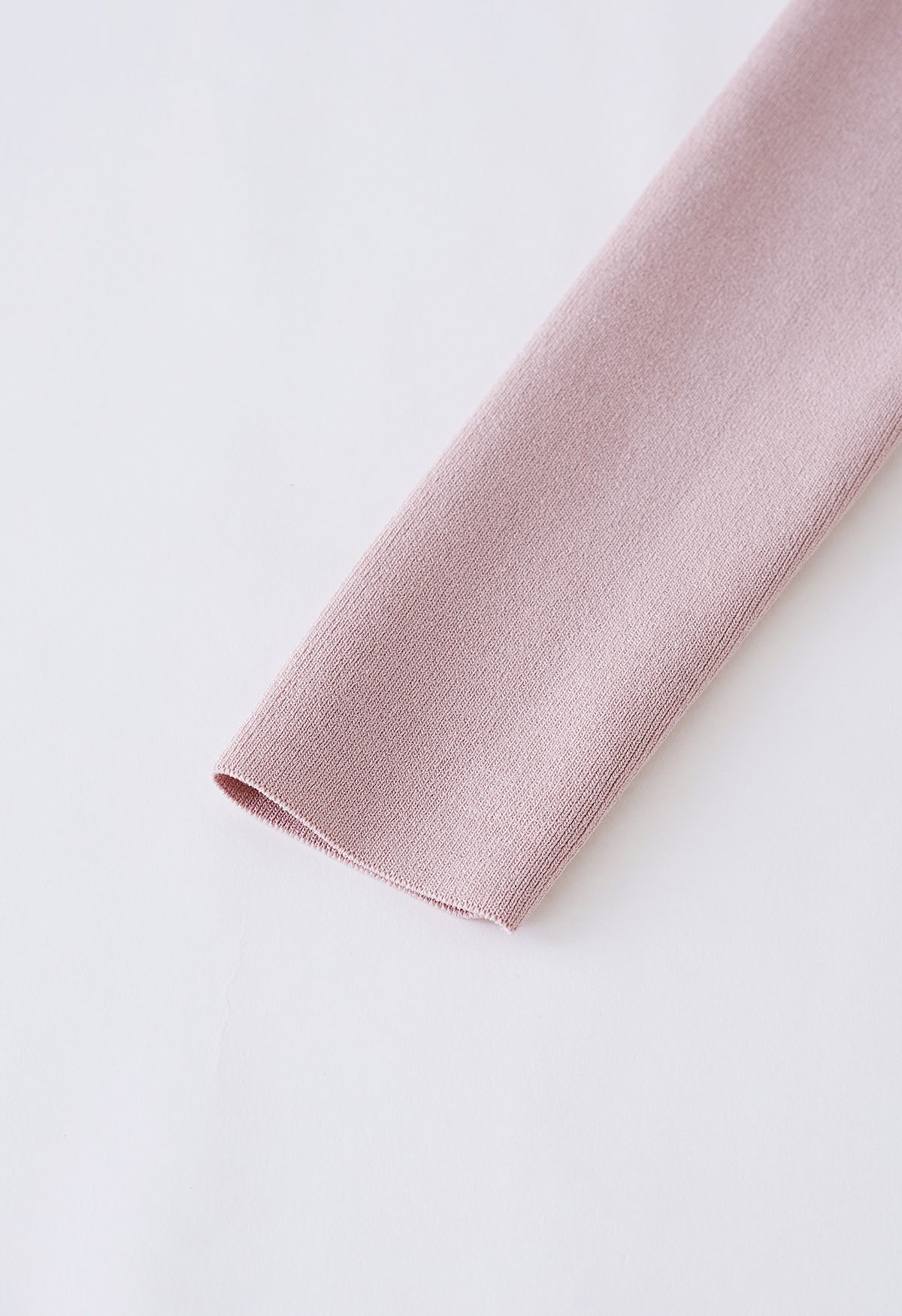 Sassy Blusa de malha com decote largo e babados em rosa empoeirado