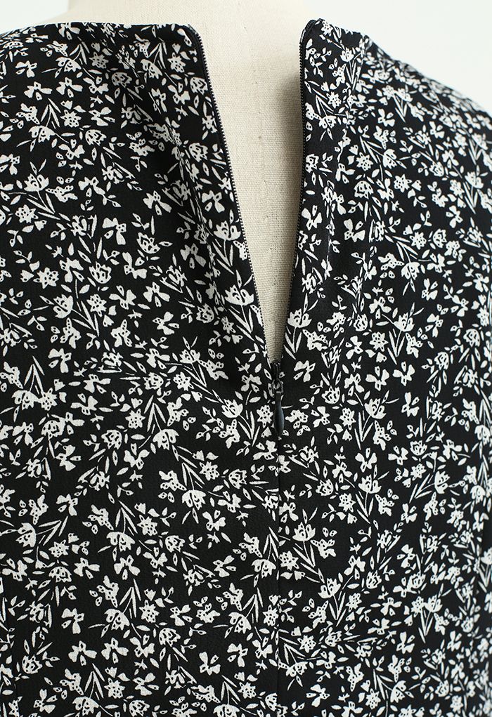 Vestido de chiffon com decote em bico floral preto