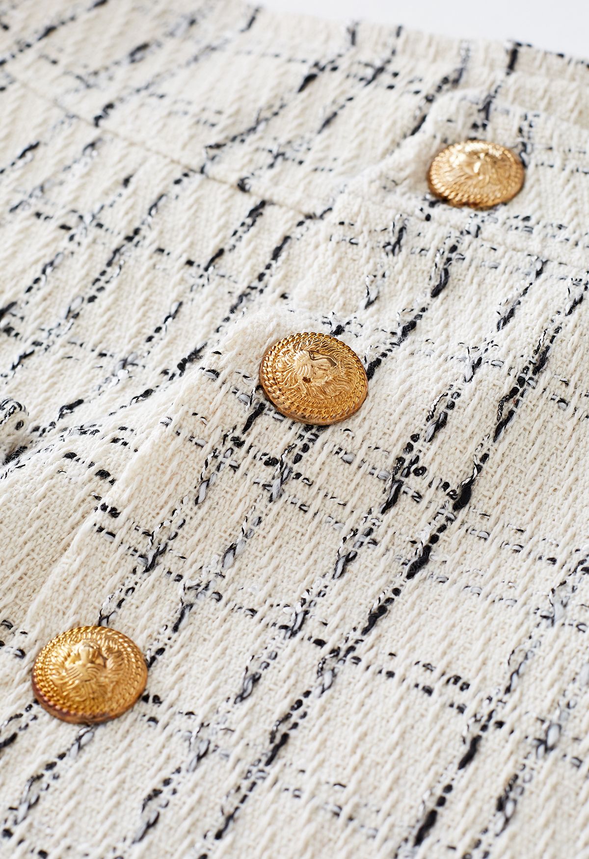 Saia com abas abotoadas de tweed Grid em marfim