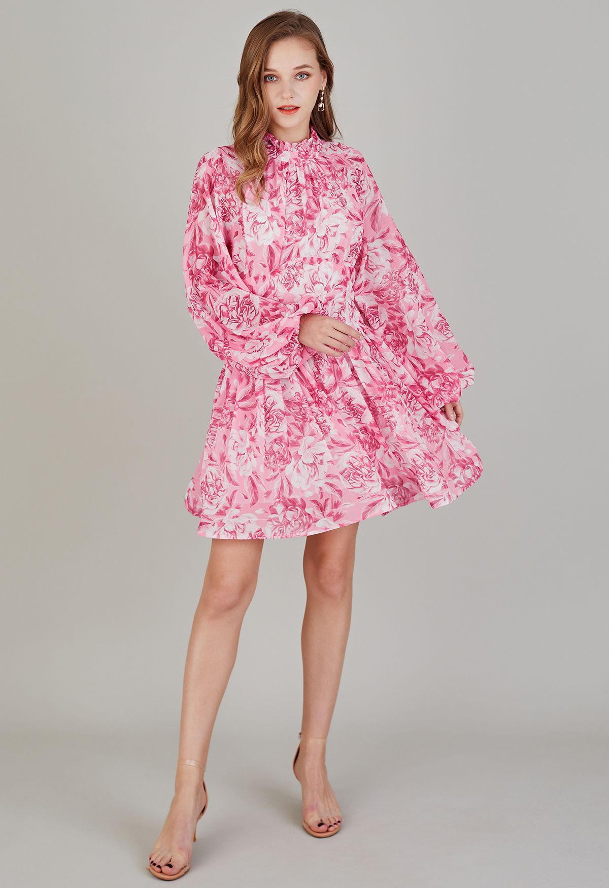 Cutout Back Floral Bubble Sleeve Frilling Dress in Pink