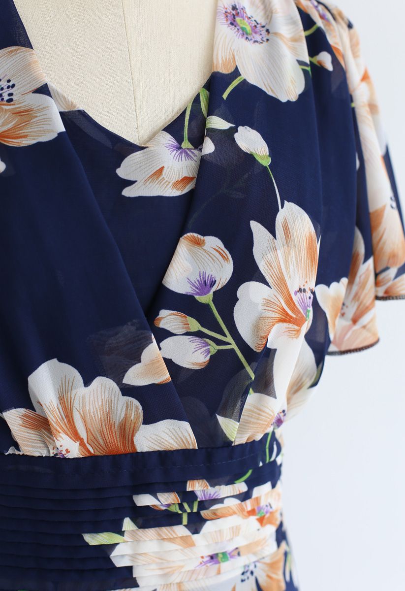 Vestido floral de chiffon Sweet Surrender em azul marinho
