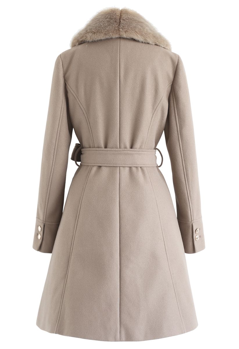 Casaco Flare Faux Fur Collar Belted em Taupe